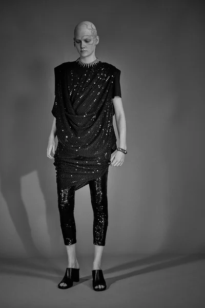 Look 24